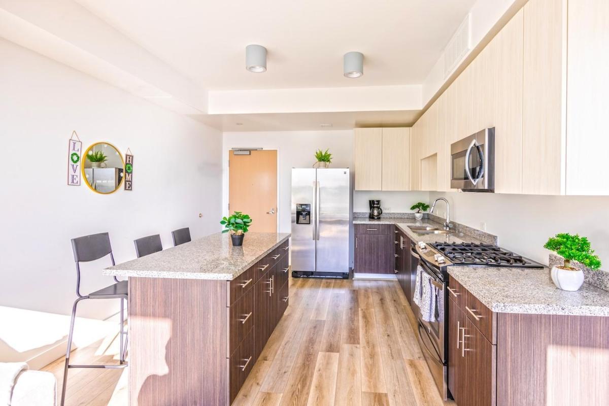 Apartamento Fabulous And Hollywood Views For 4
